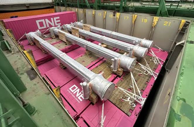 AIF’s specialised coolers securely loaded onto ONE’s Flat Racks